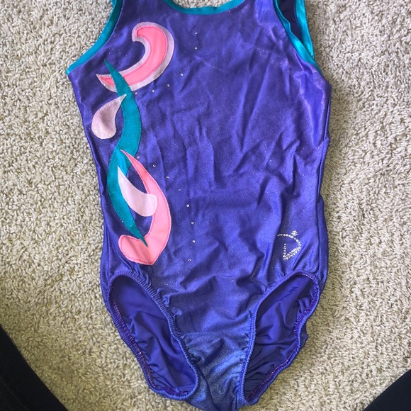 Gymnastics suits/leotards - Picture 5 of 5